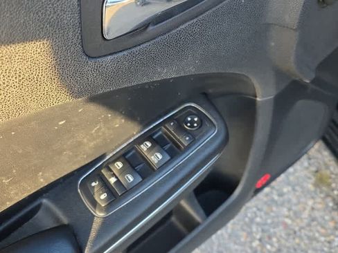 Used 2013 Dodge Charger SXT w/ Blacktop Pkg image 4