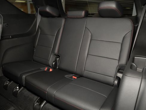 New 2026 Chevrolet Traverse RS image 29