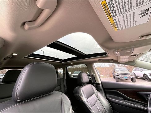 Used 2020 Nissan Murano Platinum image 21