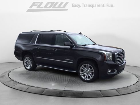 Used 2017 GMC Yukon XL SLT w/ Premium Edition AWD/4WD image 1
