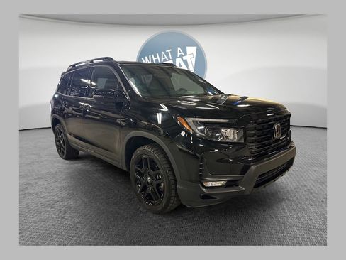 Used 2025 Honda Passport Black Edition image 1