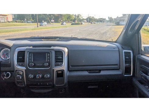 Used 2024 RAM 1500 Classic Warlock image 25