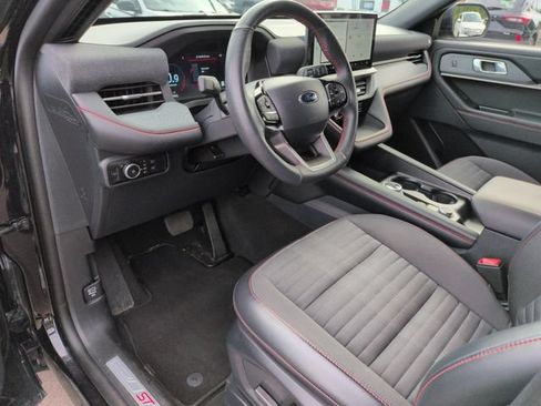 Certified 2026 Ford Explorer ST-Line AWD/4WD image 34