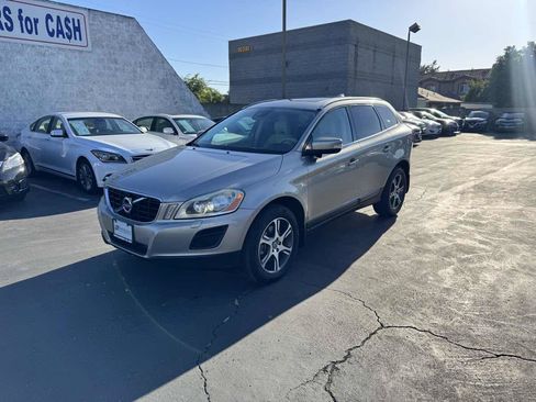 Used 2013 Volvo XC60 T6 AWD/4WD image 12