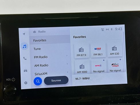 Used 2024 Toyota Corolla LE image 19