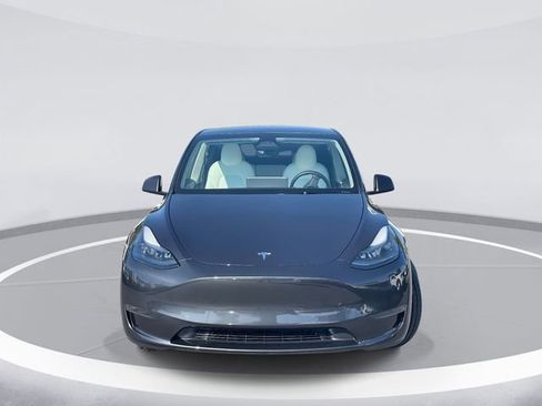 Used 2024 Tesla Model Y Long Range image 2