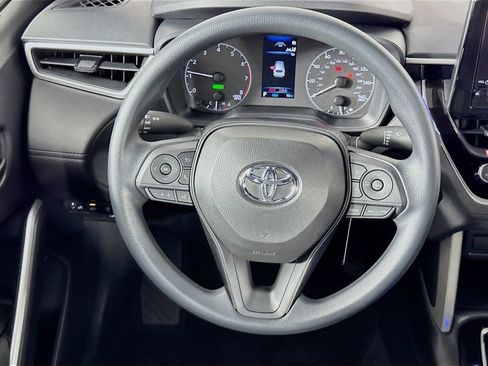 Used 2025 Toyota Corolla Cross AWD Hybrid image 27