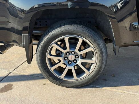 Used 2019 GMC Canyon Denali image 6