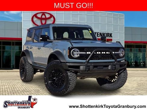 Used 2021 Ford Bronco First Edition AWD/4WD image 1