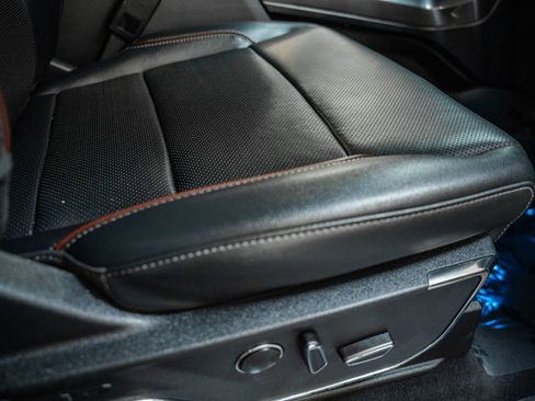 Certified 2023 Ford F150 Lariat w/ Equipment Group 502A High image 39