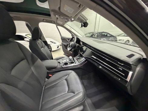 Used 2020 Audi Q7 3.0T Prestige w/ Prestige Package AWD/4WD image 38