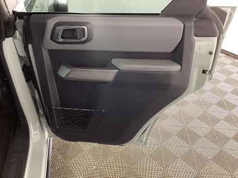 Used 2022 Ford Bronco Everglades AWD/4WD image 10