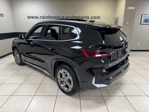 Used 2025 BMW X1 xDrive28i w/ Convenience Package AWD/4WD image 4