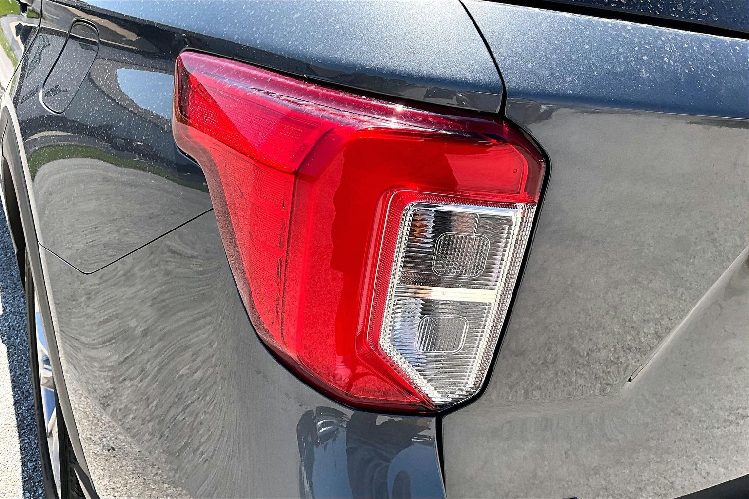 Used 2023 Ford Explorer XLT w/ Equipment Group 202A AWD/4WD image 29