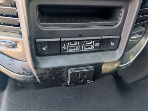 Used 2019 RAM 1500 Laramie image 14