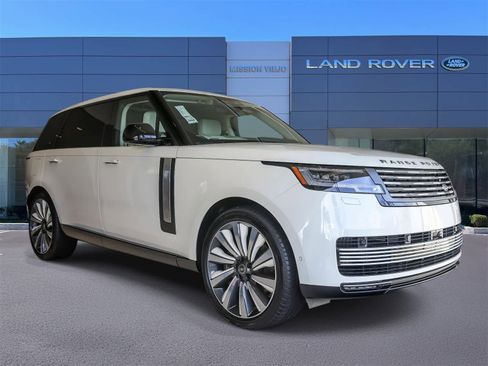 New 2024 Land Rover Range Rover SV image 4