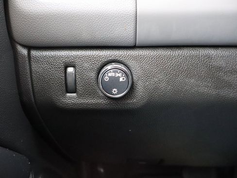 Used 2020 Chevrolet Colorado W/T image 13