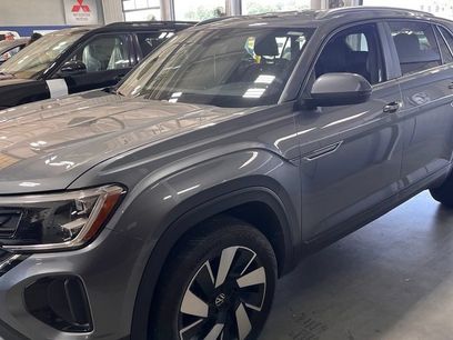 Used 2024 Volkswagen Atlas Cross Sport SE