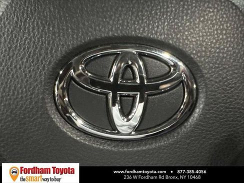 Certified 2025 Toyota RAV4 XLE AWD/4WD image 33
