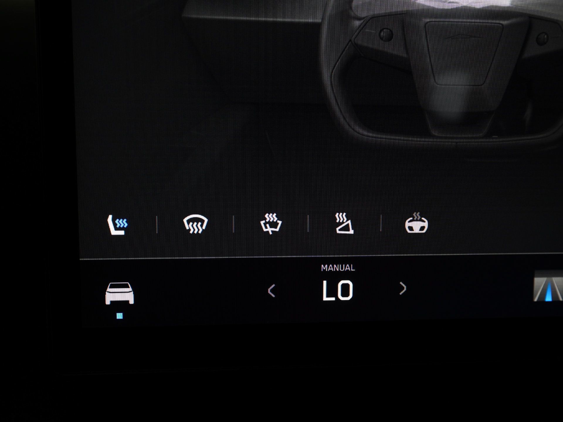 Used 2025 Tesla Cybertruck AWD Crew Cab image 24