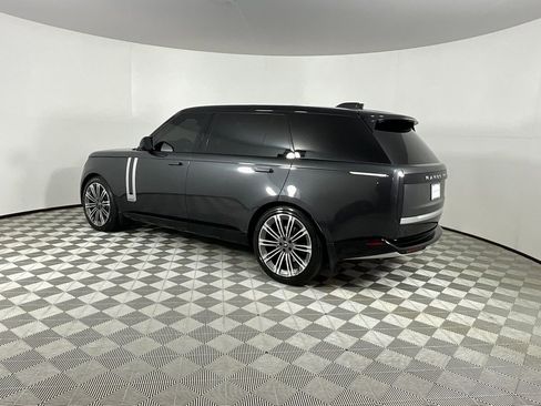 Certified 2024 Land Rover Range Rover Long Wheelbase Autobiography image 3