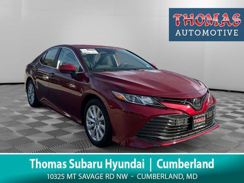 Used 2019 Toyota Camry LE image 1