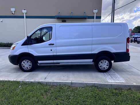 Used 2016 Ford Transit 250 130 Low Roof w/ Exterior Upgrade Package image 8
