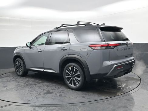 New 2026 Nissan Pathfinder Platinum image 6