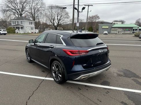 Used 2019 INFINITI QX50 Essential w/ Sensory Package AWD/4WD image 7