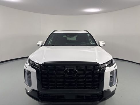 Used 2025 Hyundai Palisade Calligraphy image 2