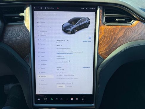 Used 2019 Tesla Model X Long Range image 10