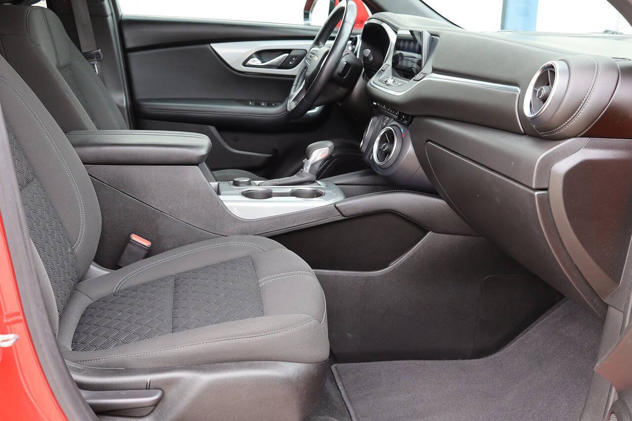 Used 2021 Chevrolet Blazer LT AWD/4WD image 25