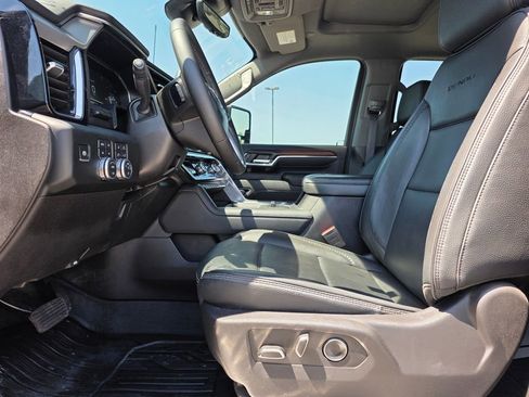 Used 2024 GMC Sierra 2500 Denali w/ Denali Reserve Package AWD/4WD image 11