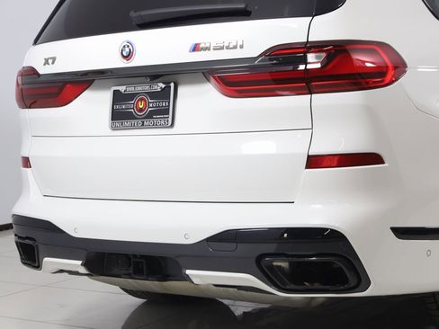 Used 2022 BMW X7 M50i image 55