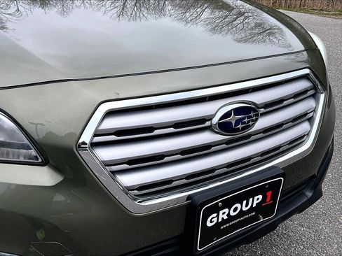 Used 2017 Subaru Outback 2.5i Premium AWD/4WD image 30