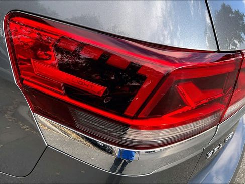 Used 2021 Volkswagen Atlas SEL image 29