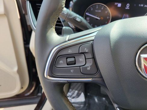 Used 2021 Buick Envision Avenir image 17