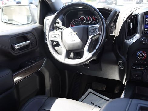 Used 2021 Chevrolet Silverado 1500 LTZ AWD/4WD image 21