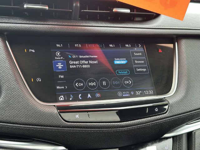 Used 2022 Cadillac XT5 Premium Luxury AWD/4WD image 14