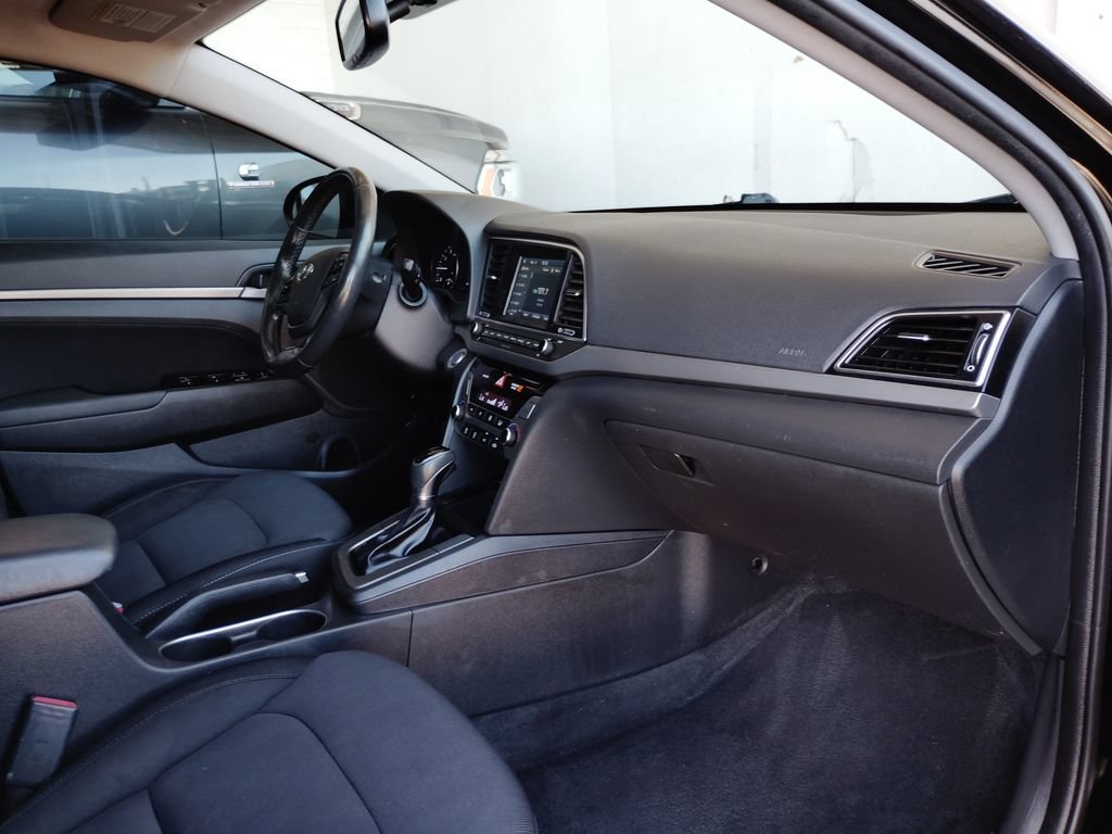 Used 2018 Hyundai Elantra Value Edition FWD image 11