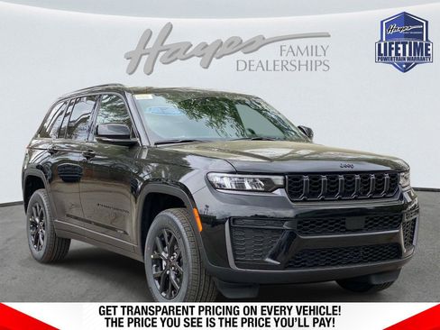 New 2026 Jeep Grand Cherokee Altitude RWD image 1