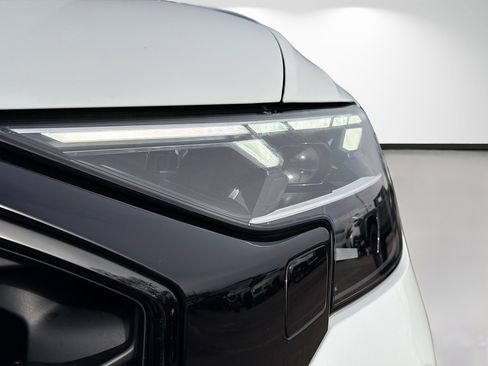 Used 2024 Audi SQ8 Premium Plus image 9