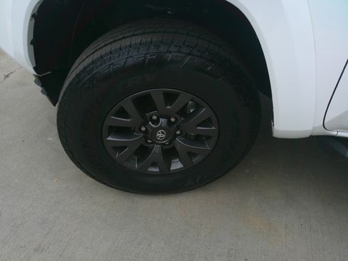 Used 2023 Toyota Tacoma SR5 image 35