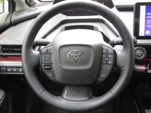 Certified 2026 Toyota Prius Plug-In Hybrid FWD image 24