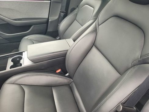 Used 2025 Tesla Model 3 RWD image 14