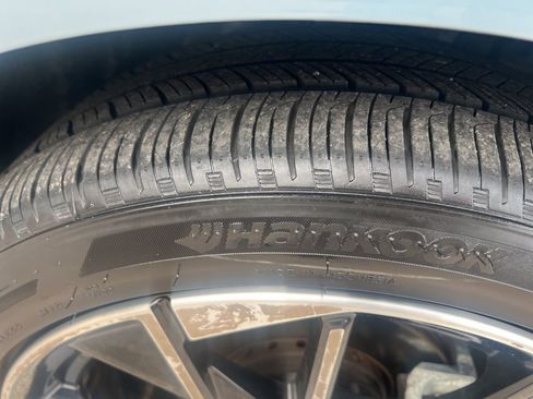 Certified 2024 Nissan Sentra SR w/ SR Premium Package image 40