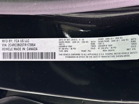 New 2026 Chrysler Pacifica Select image 32