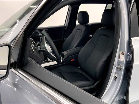 Used 2026 Mercedes-Benz GLB 250 image 21