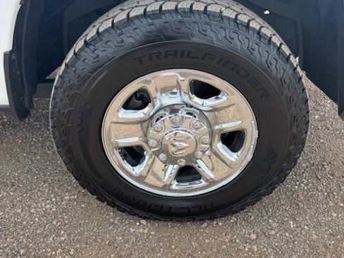 Used 2023 RAM 2500 Tradesman w/ Chrome Appearance Group AWD/4WD image 57