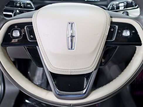 Used 2020 Lincoln Aviator Reserve w/ Equipment Group 202A AWD/4WD image 15